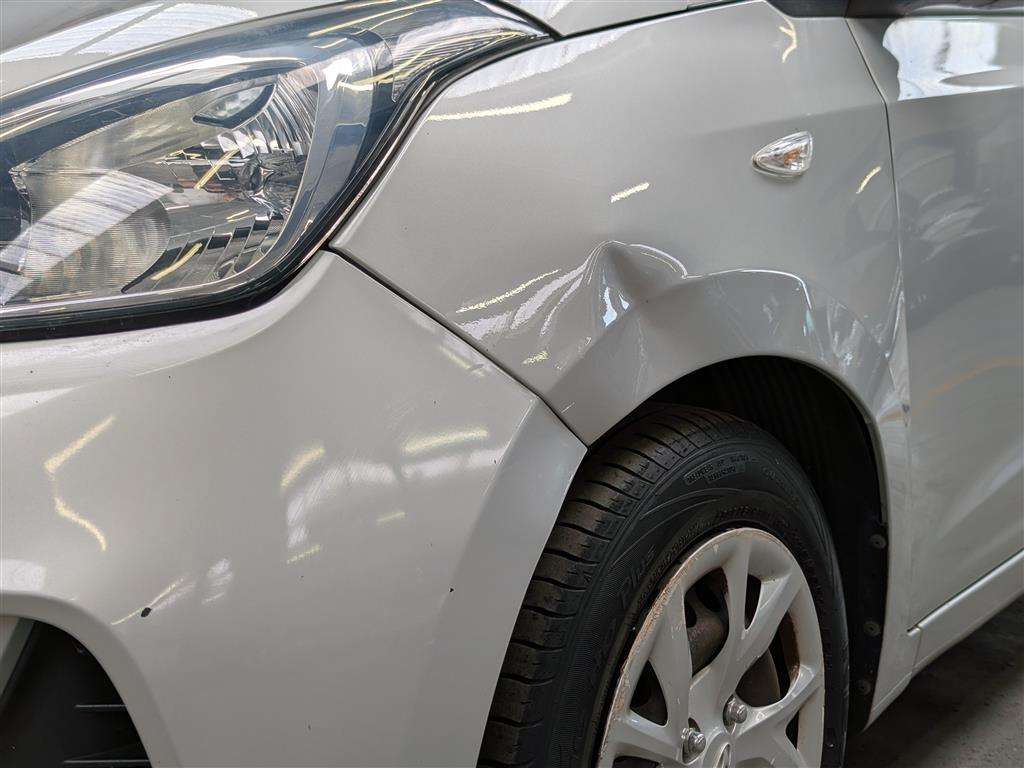 <p>2017 HYUNDAI I10 SE</p>