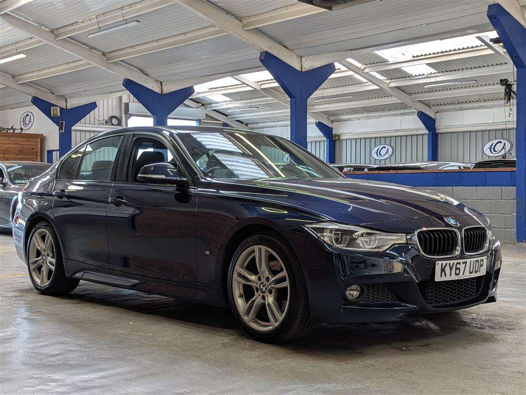 <p>2017 BMW 330E M SPORT AUTO</p>
