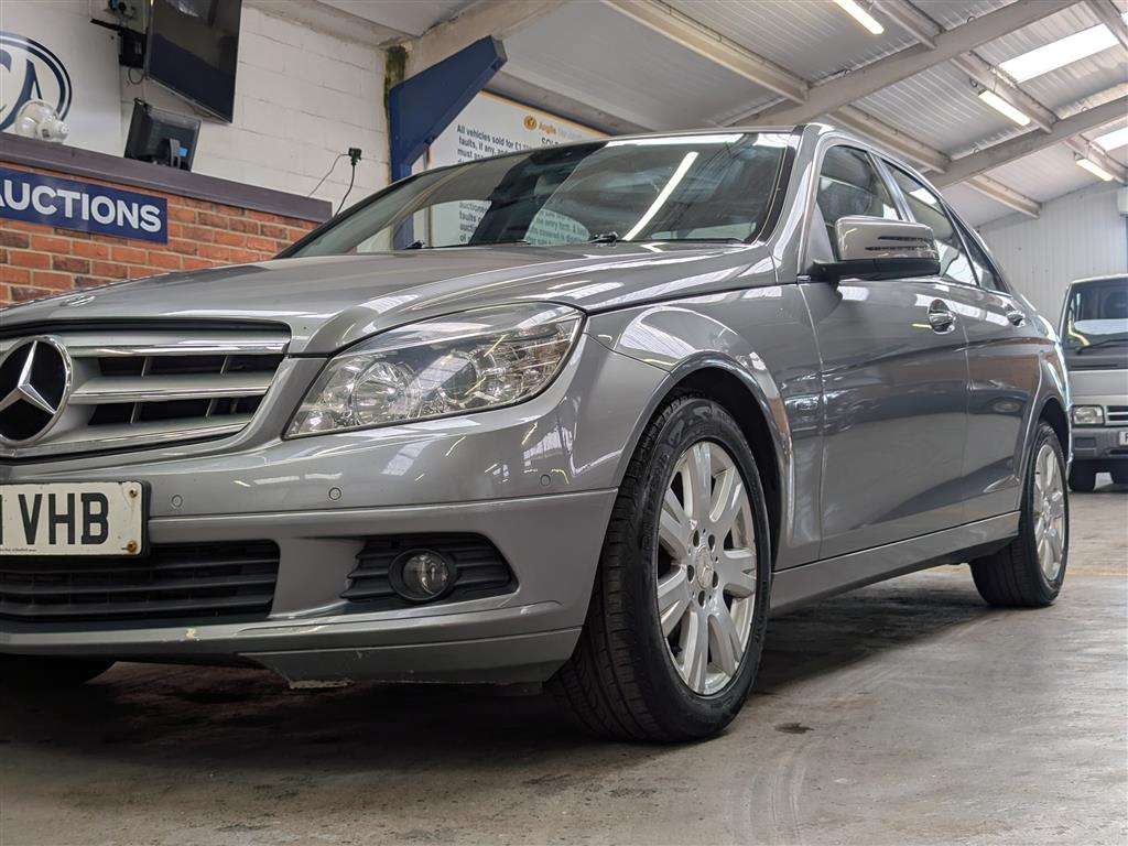 <p>2011 MERCEDES-BENZ C200 BLUE-CY EXEC SECDI A</p>