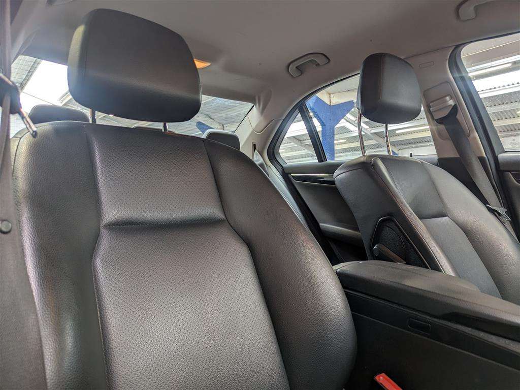 <p>2011 MERCEDES-BENZ C200 BLUE-CY EXEC SECDI A</p>