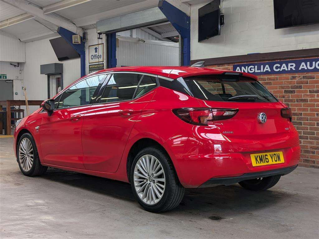 <p>2016 VAUXHALL ASTRA ELITE NAV CDTI S/S</p>