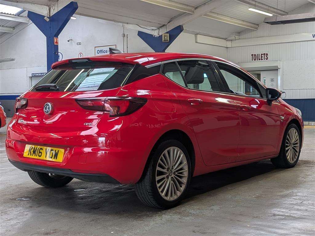 <p>2016 VAUXHALL ASTRA ELITE NAV CDTI S/S</p>