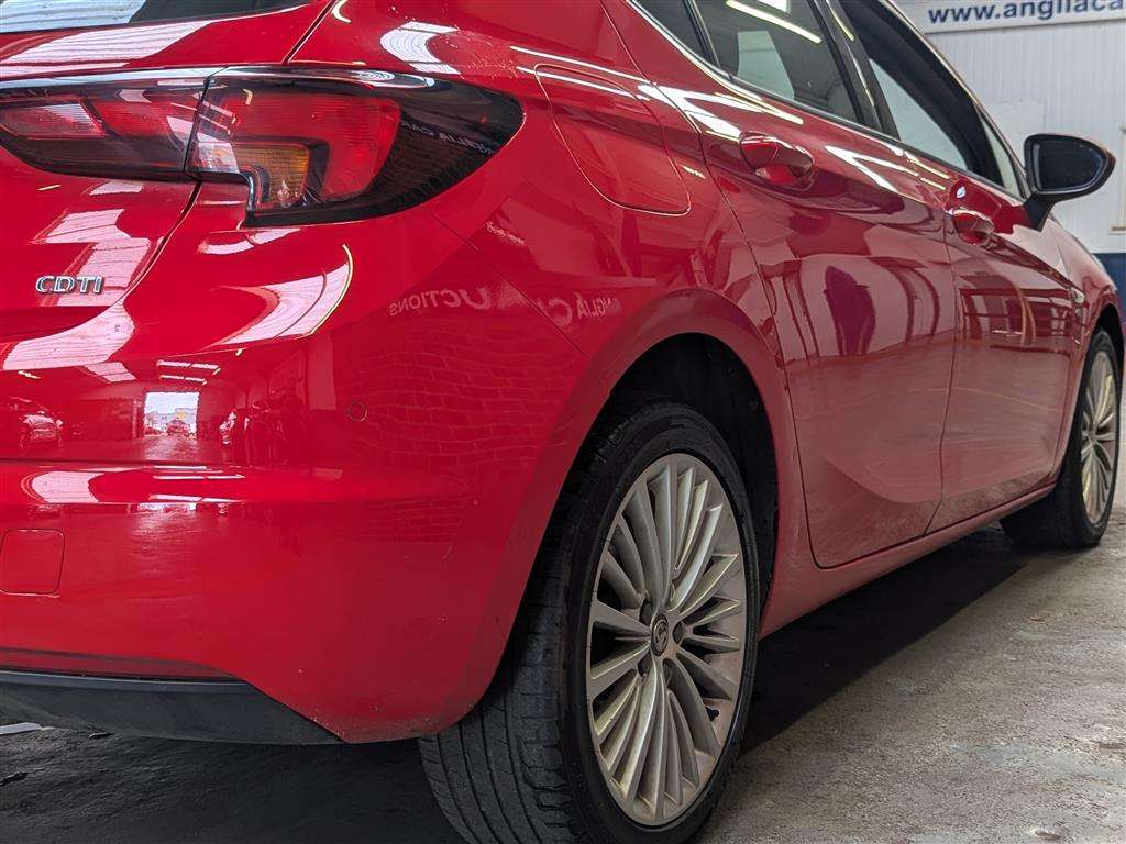 <p>2016 VAUXHALL ASTRA ELITE NAV CDTI S/S</p>