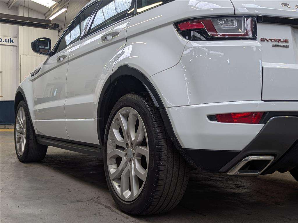 <p>2016 LAND ROVER RANGE ROVER EVOQUE HSE DY</p>