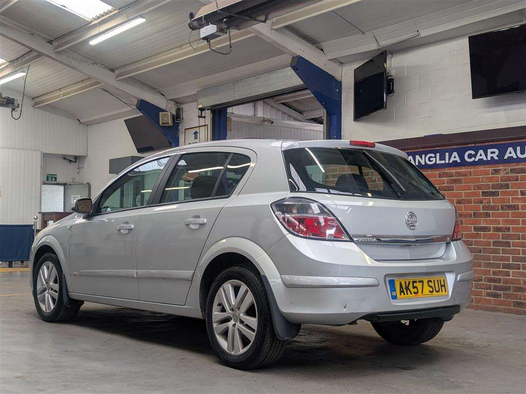 <p>2007 VAUXHALL ASTRA SXI</p>