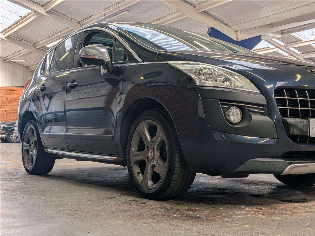 <p>2013 PEUGEOT 3008 ALLURE E-HDI S-A</p>
