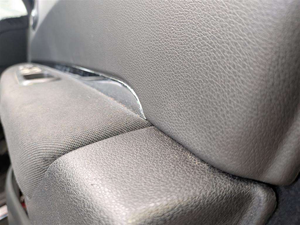 <p>2013 PEUGEOT 3008 ALLURE E-HDI S-A</p>