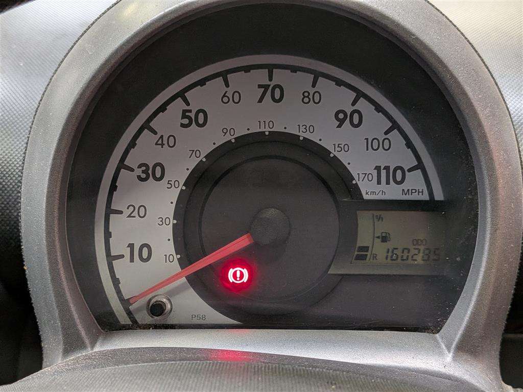 <p>2011 PEUGEOT 107 URBAN</p>