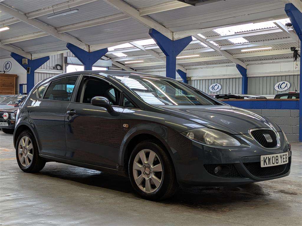 <p>2008 SEAT LEON STYLANCE</p>
