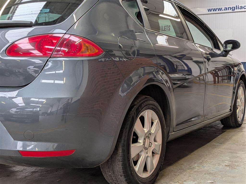 <p>2008 SEAT LEON STYLANCE</p>