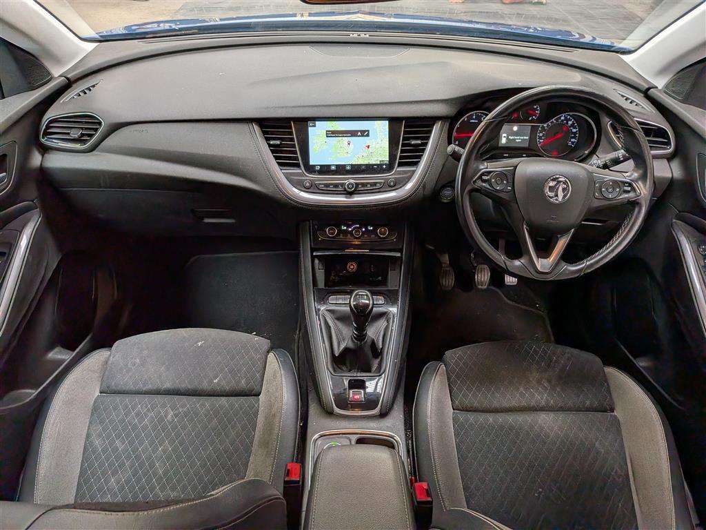 <p>2018 VAUXHALL GRANDLAND X TECH LINE NAV</p>