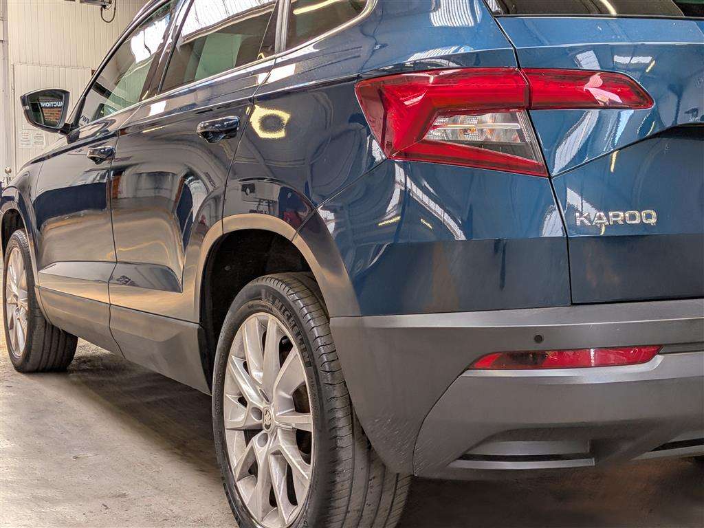 <p>2020 SKODA KAROQ SE L TDI S-A</p>