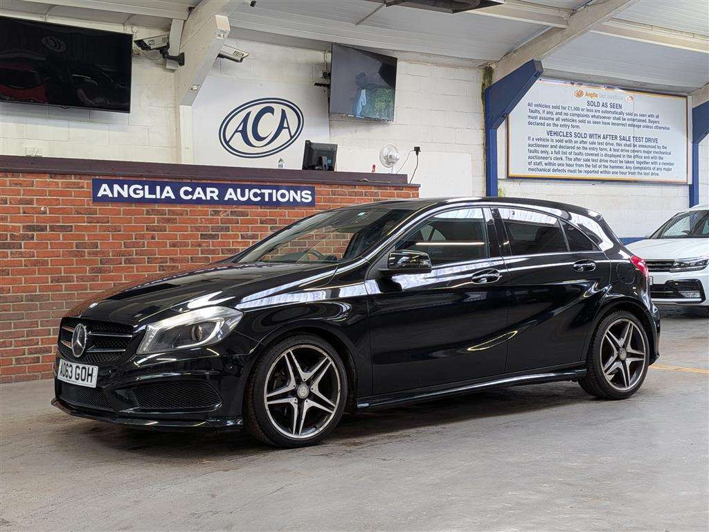 <p>2014 MERCEDES-BENZ A180 BLUEEFFICIENCY SPORT</p>