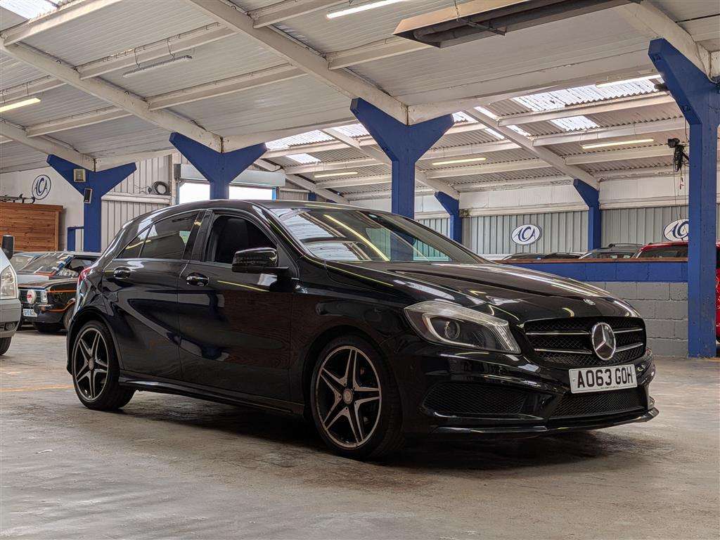<p>2014 MERCEDES-BENZ A180 BLUEEFFICIENCY SPORT</p>