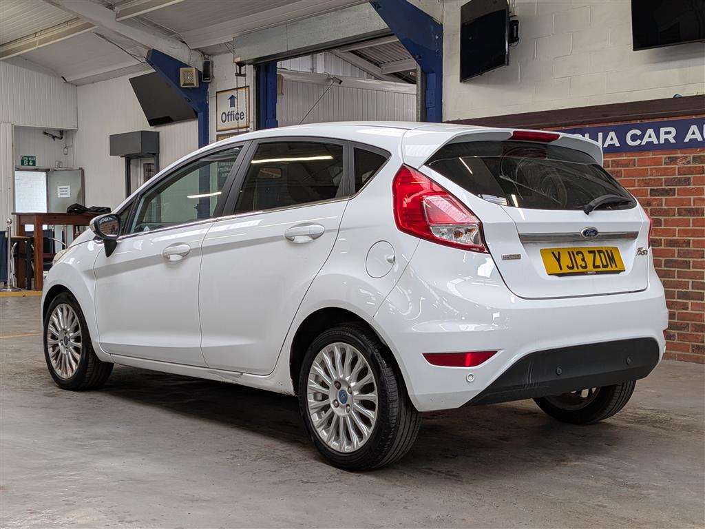 <p>2013 FORD FIESTA TITANIUM</p>