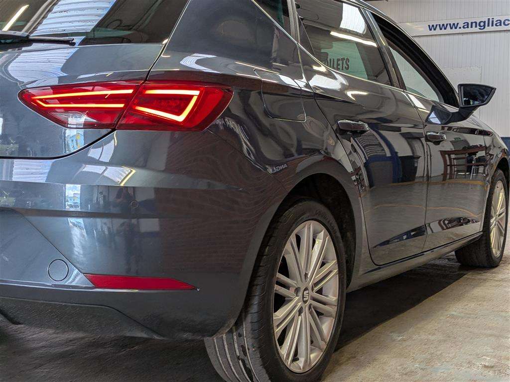 <p>2019 SEAT LEON XCELLENCE TSI EVO S-</p>