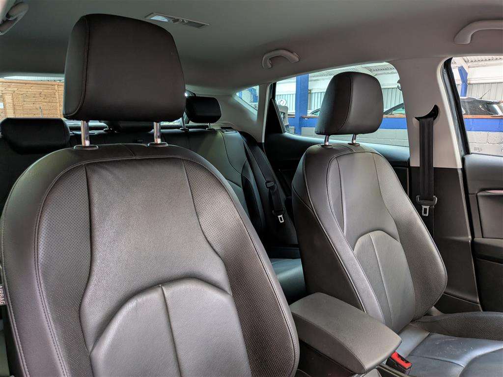 <p>2019 SEAT LEON XCELLENCE TSI EVO S-</p>