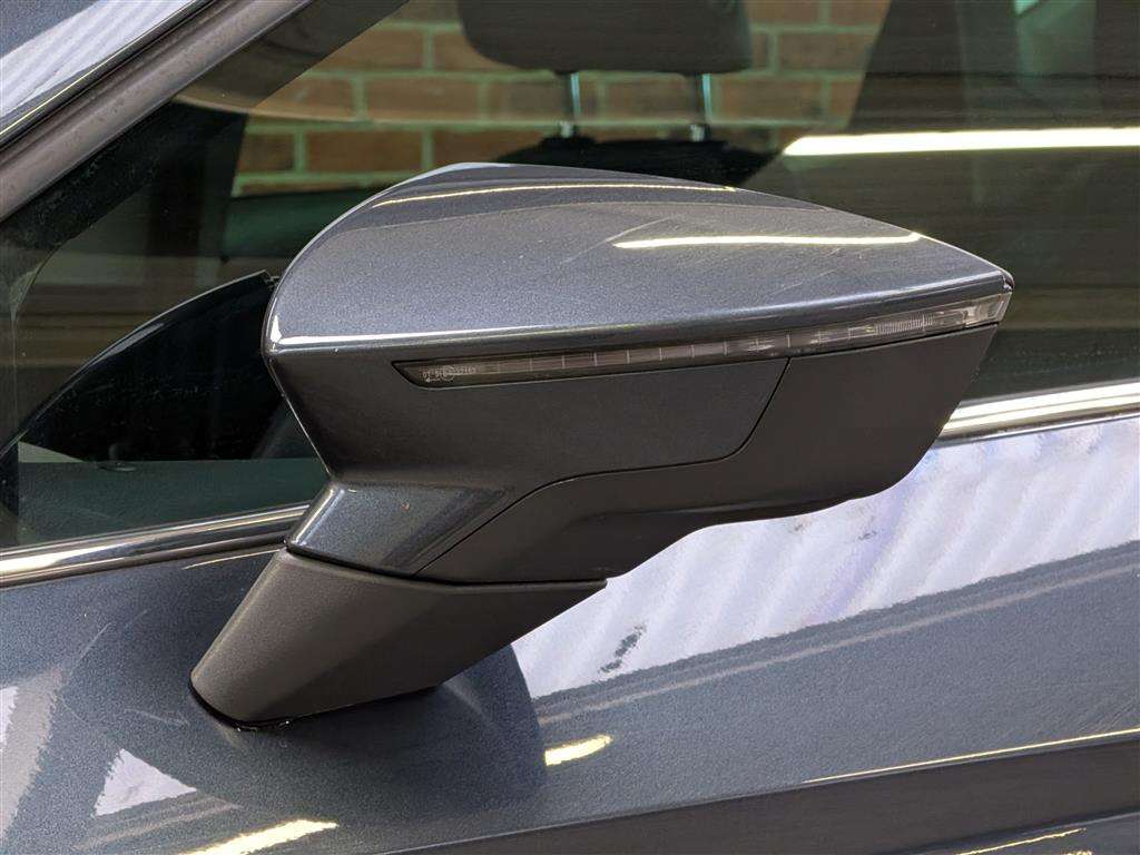 <p>2019 SEAT LEON XCELLENCE TSI EVO S-</p>