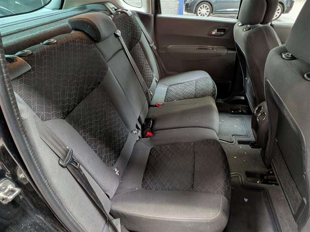 <p>2015 PEUGEOT 3008 ACTIVE BLUE HDI S/S</p>