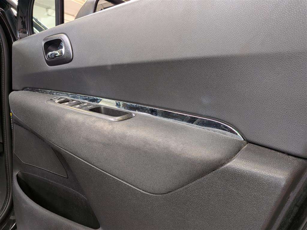 <p>2015 PEUGEOT 3008 ACTIVE BLUE HDI S/S</p>