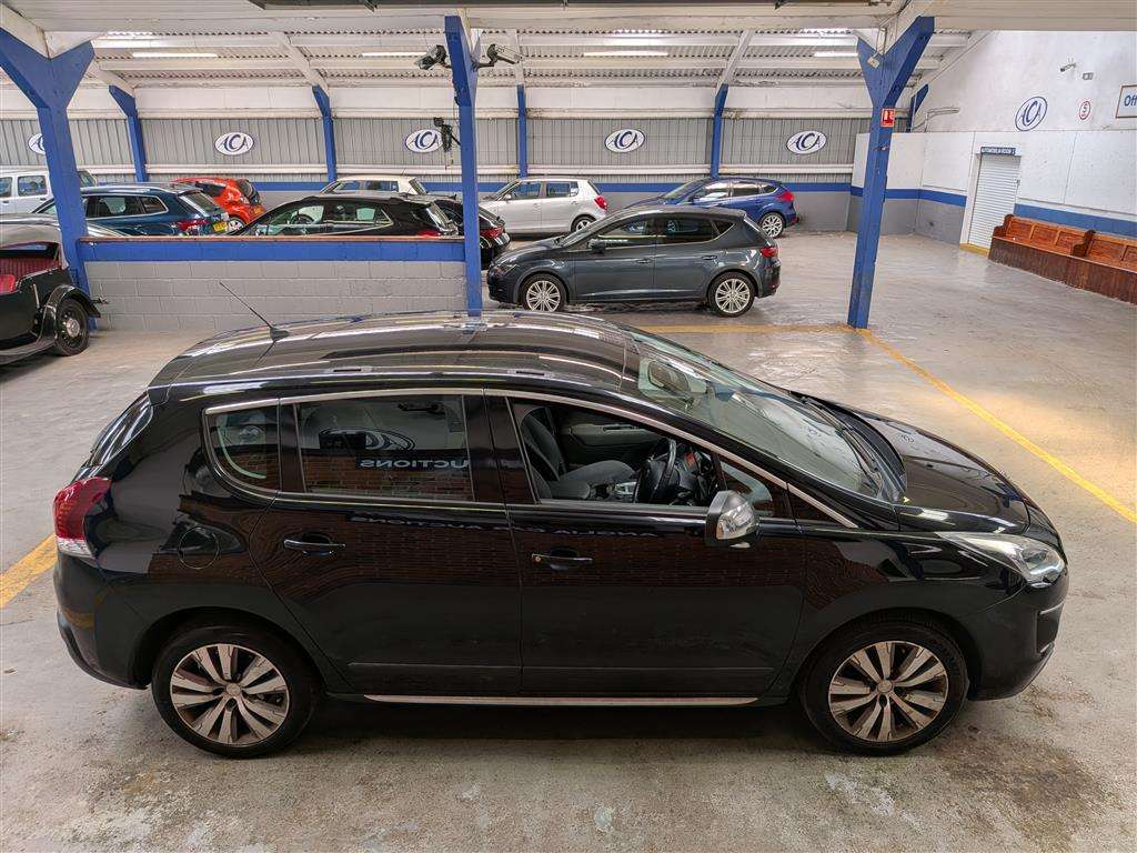 <p>2015 PEUGEOT 3008 ACTIVE BLUE HDI S/S</p>
