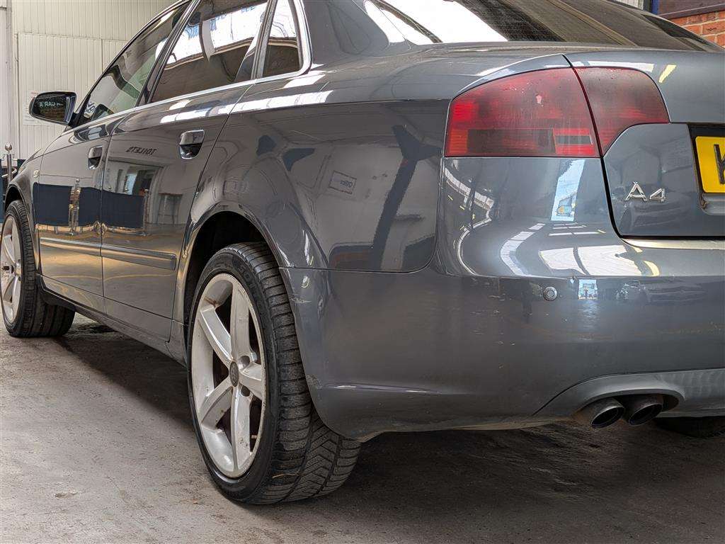 <p>2005 AUDI A4 SE TDI</p>