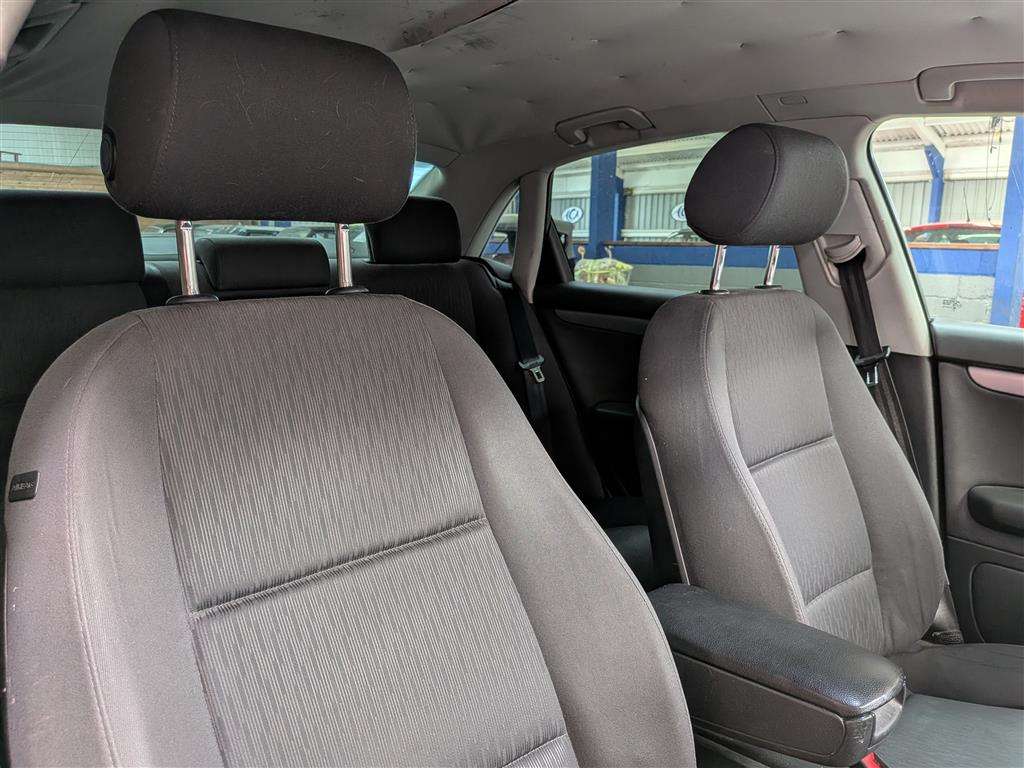 <p>2005 AUDI A4 SE TDI</p>