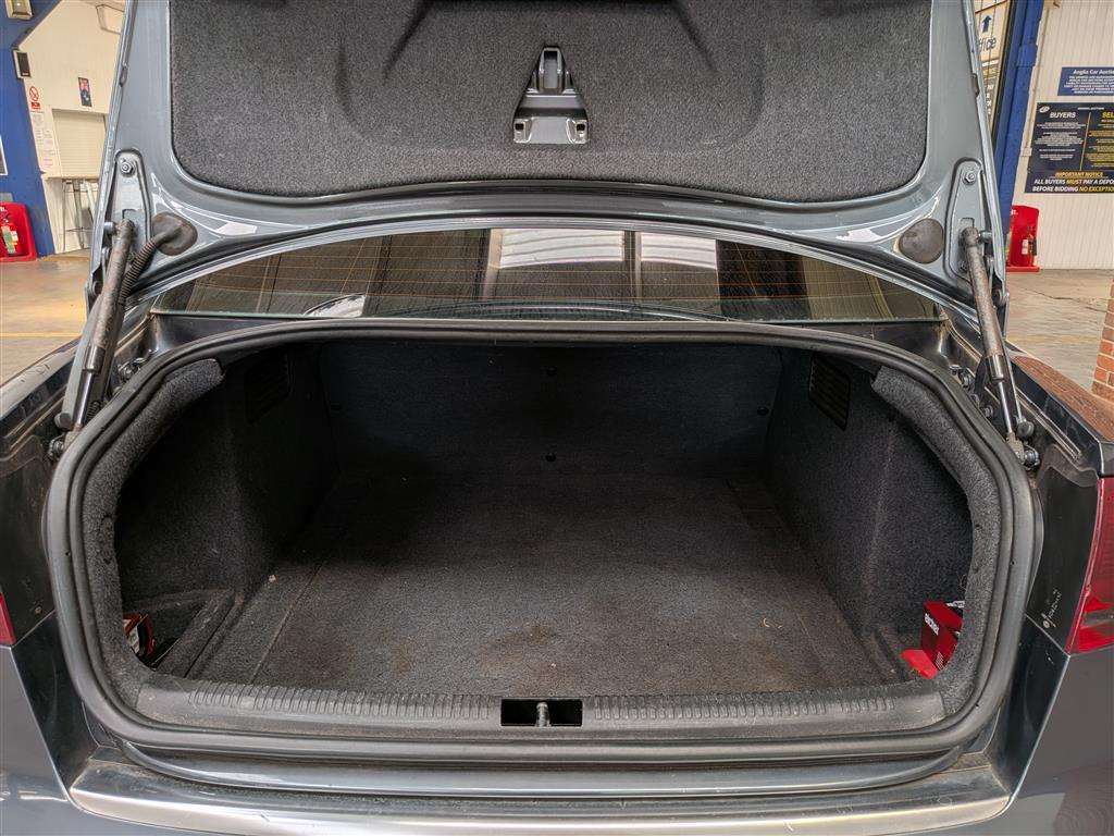<p>2005 AUDI A4 SE TDI</p>