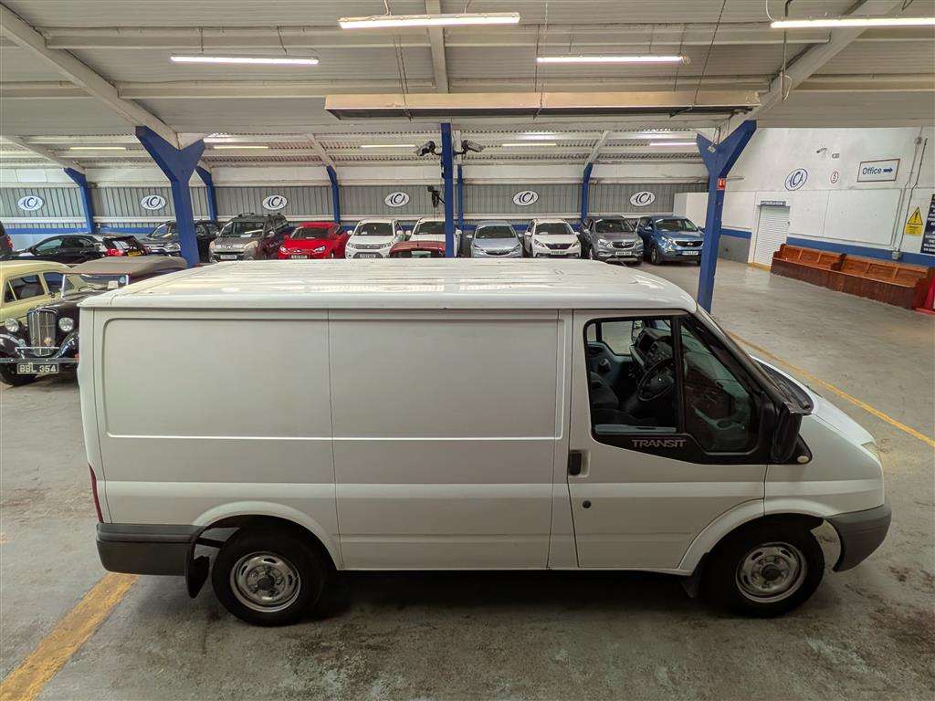 <p>2012 FORD TRANSIT 100 T260 FWD</p>