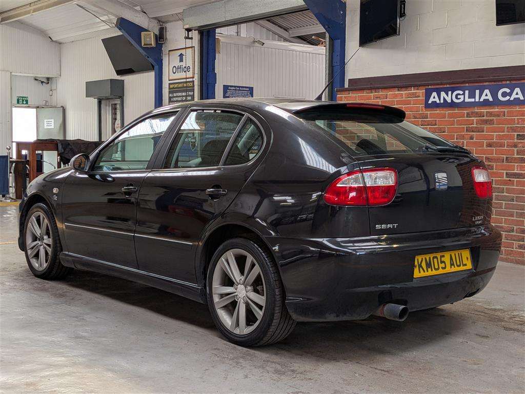 <p>2005 SEAT LEON FR</p>