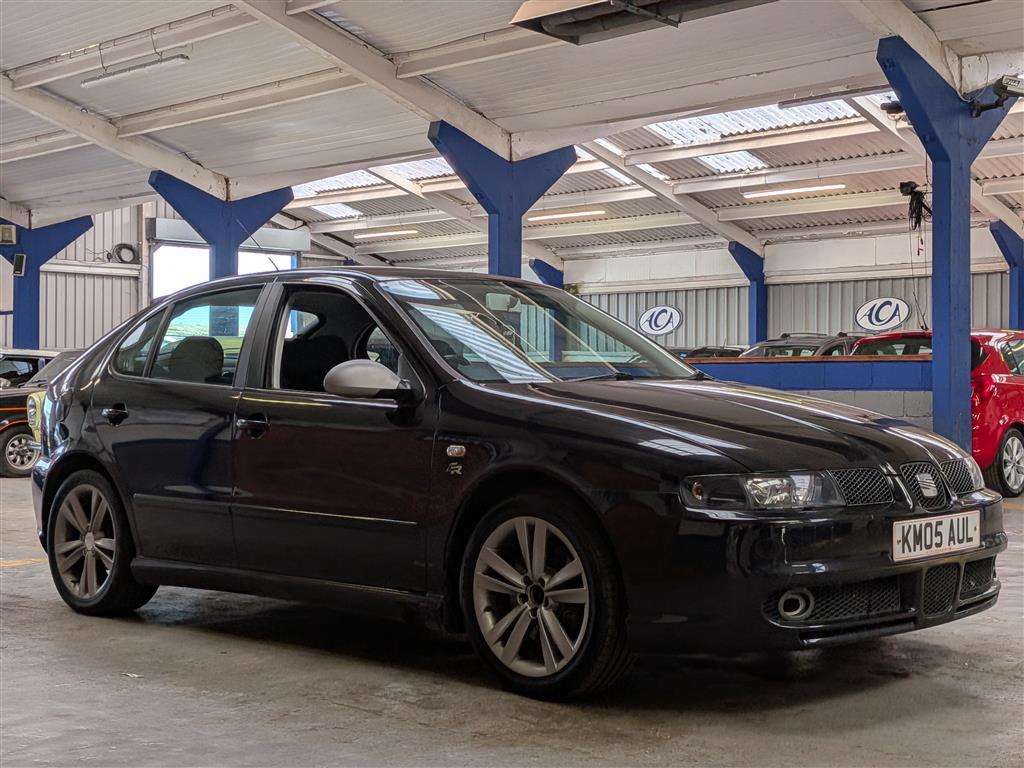 <p>2005 SEAT LEON FR</p>