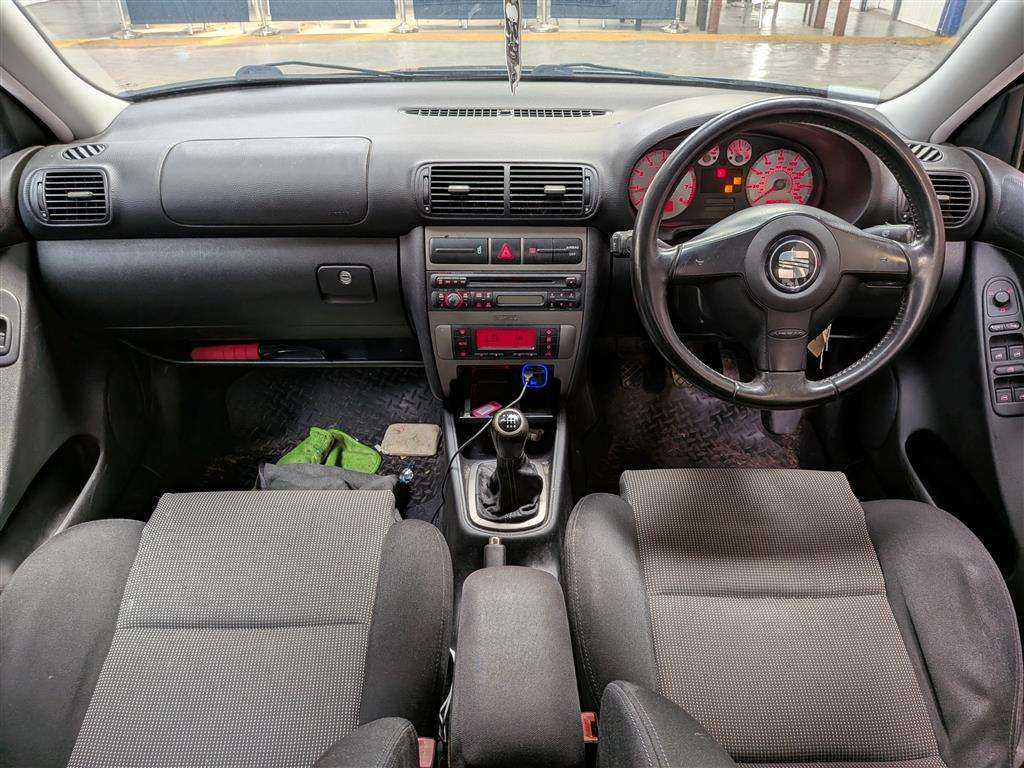<p>2005 SEAT LEON FR</p>