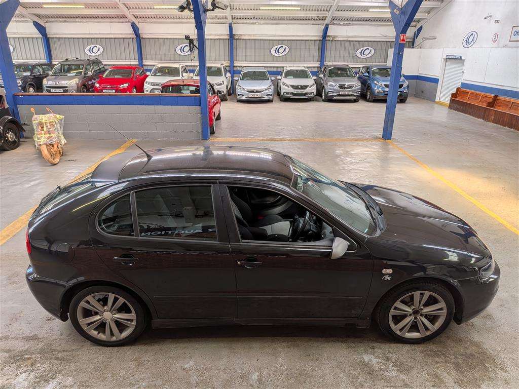<p>2005 SEAT LEON FR</p>