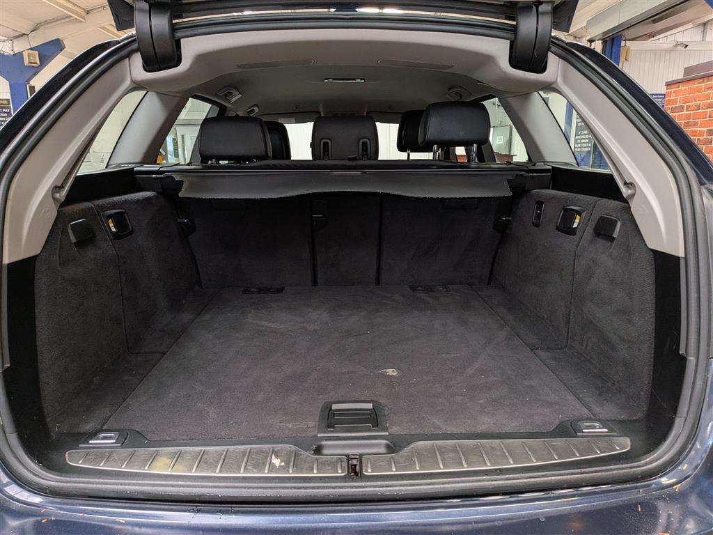 <p>2013 BMW 525D SE AUTO</p>