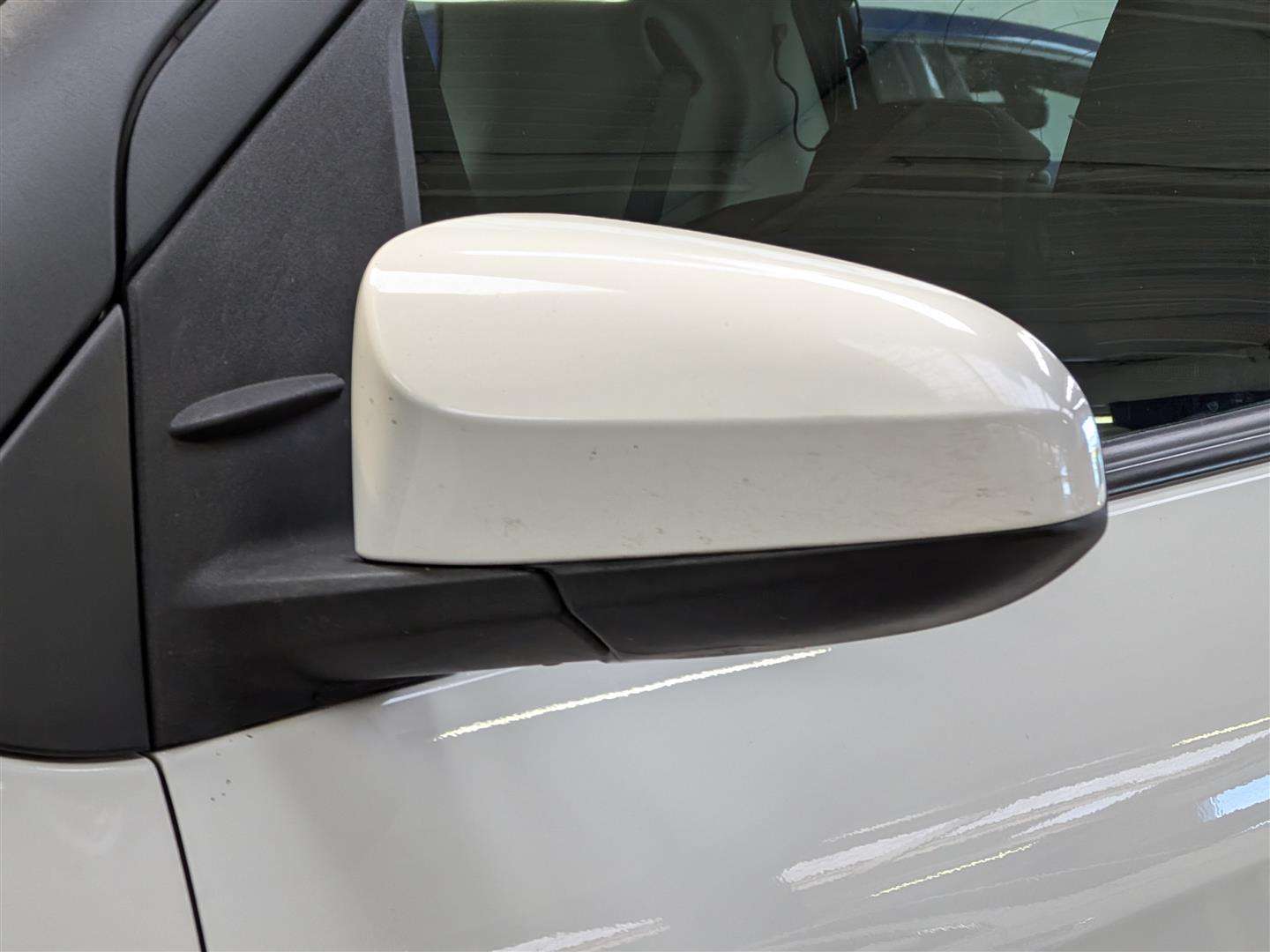 <p>2018 CITROEN C1 FEEL</p>