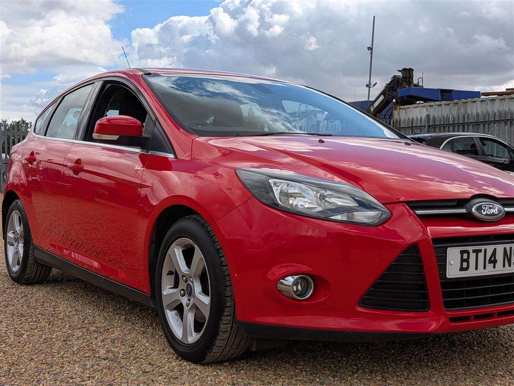 <p>2014 FORD FOCUS ZETEC NAV ECONETIC</p>