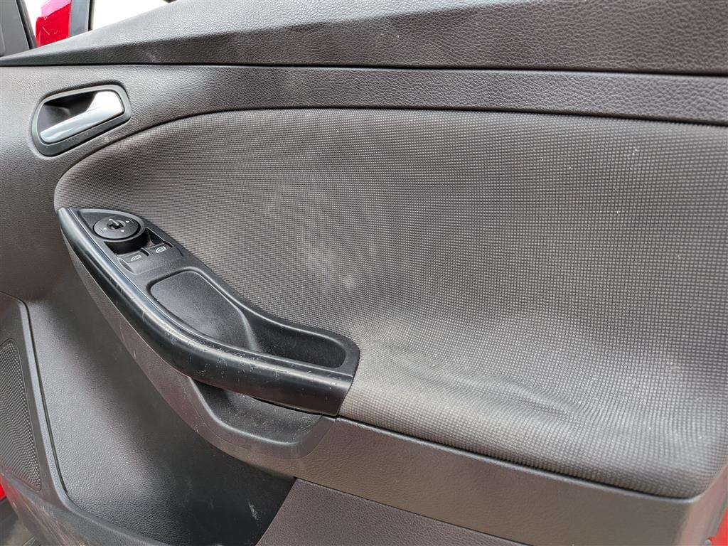 <p>2014 FORD FOCUS ZETEC NAV ECONETIC</p>
