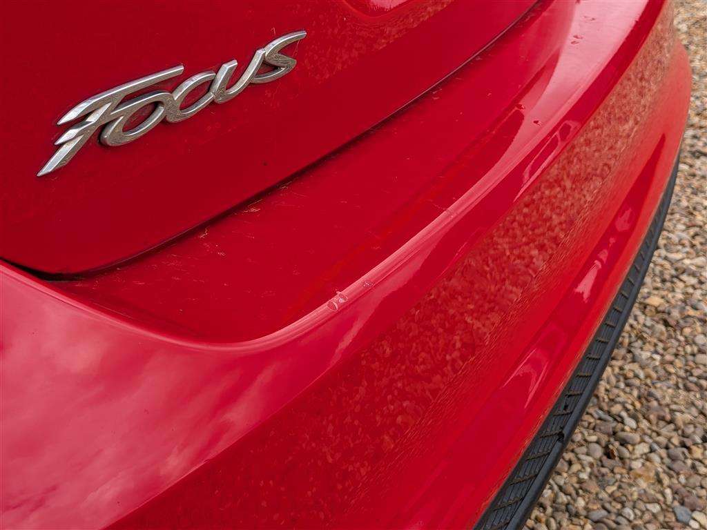 <p>2014 FORD FOCUS ZETEC NAV ECONETIC</p>