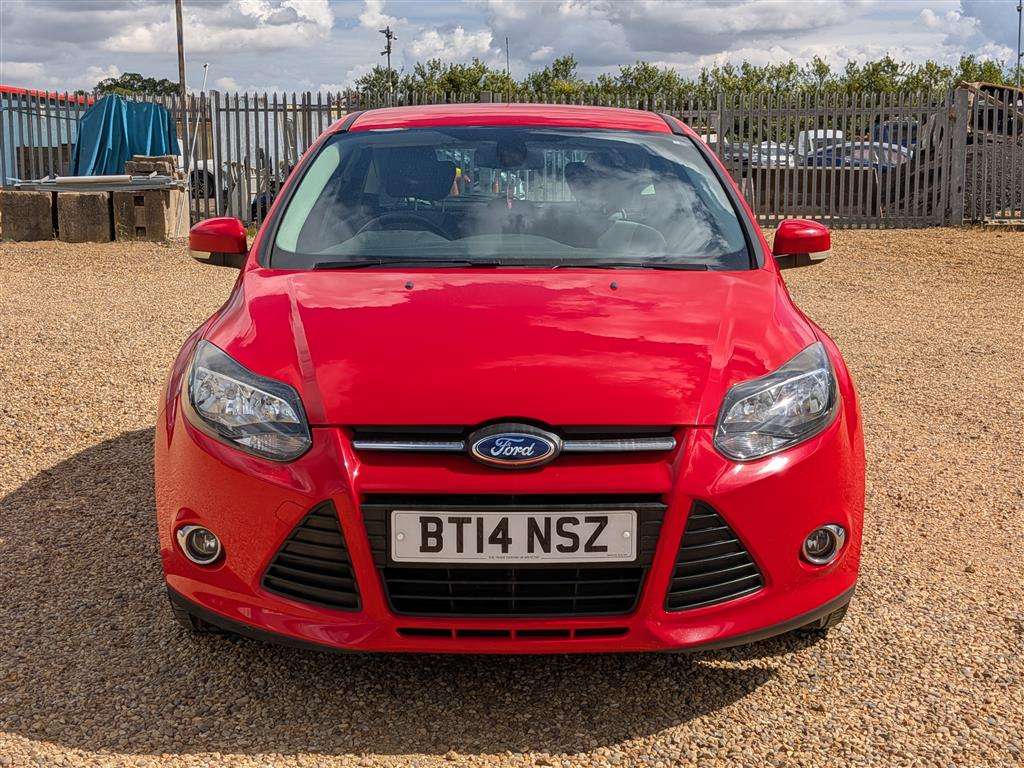 <p>2014 FORD FOCUS ZETEC NAV ECONETIC</p>