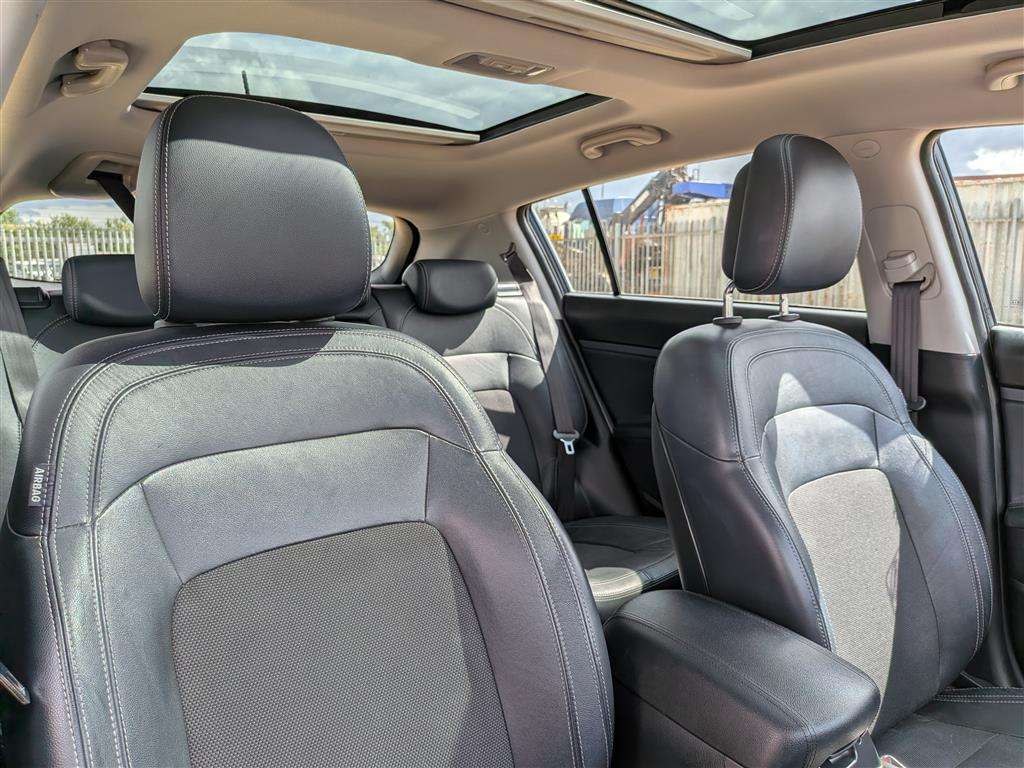<p>2012 KIA SPORTAGE 2 CRDI</p>