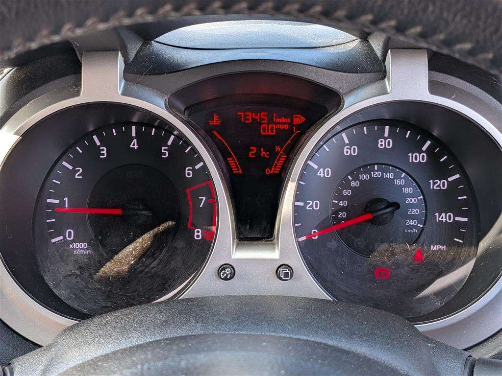 <p>2013 NISSAN JUKE ACENTA PREMIUM</p>