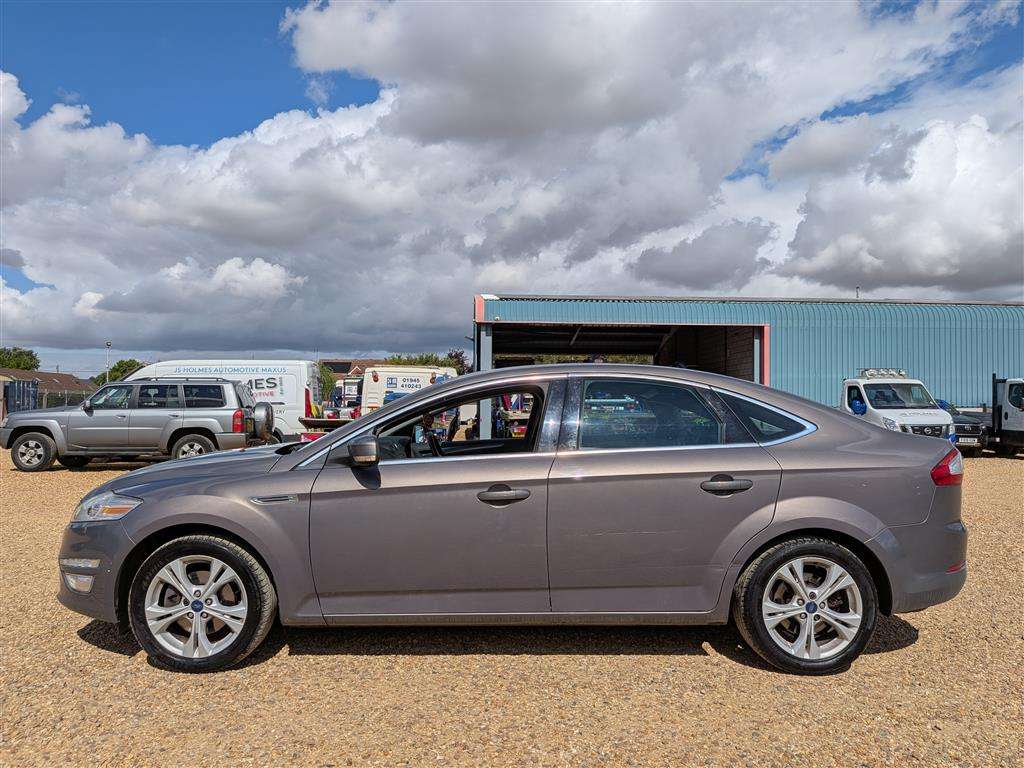 <p>2011 FORD MONDEO TITANIUM X</p>