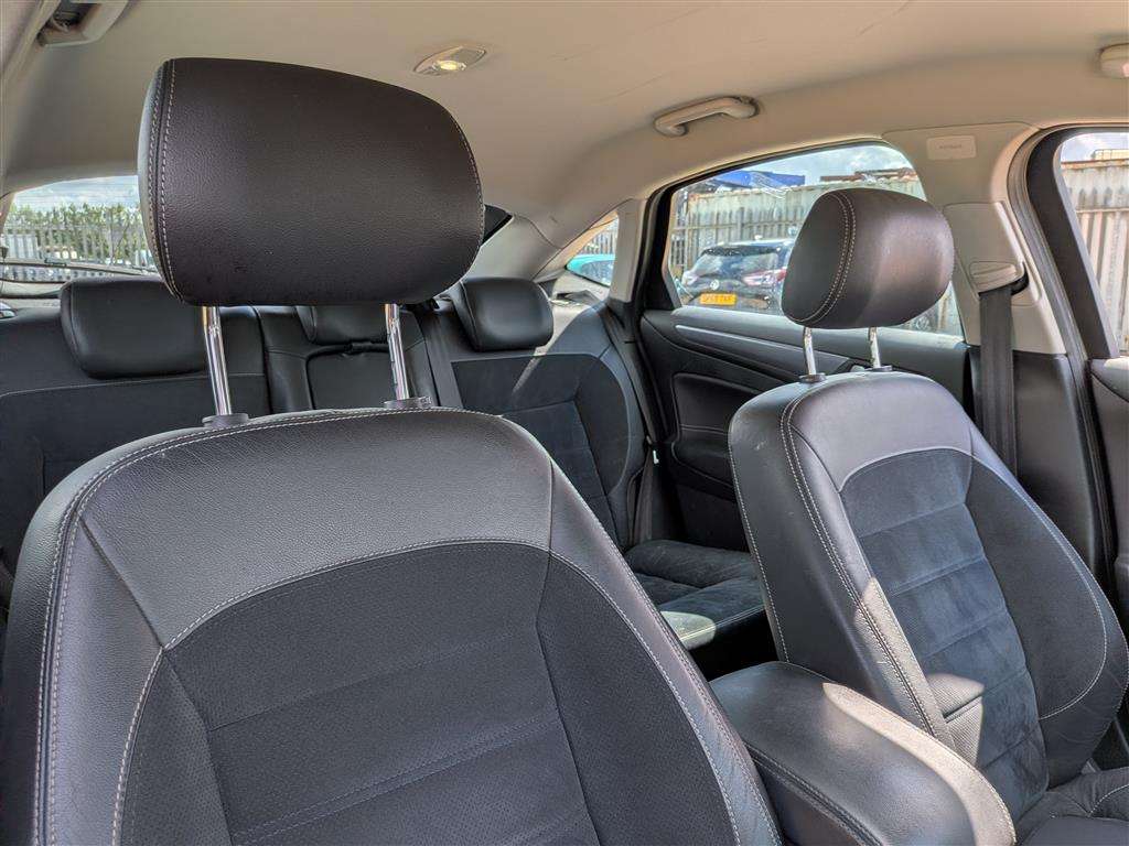 <p>2011 FORD MONDEO TITANIUM X</p>