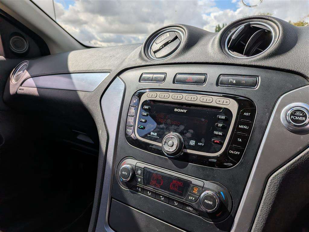 <p>2011 FORD MONDEO TITANIUM X</p>