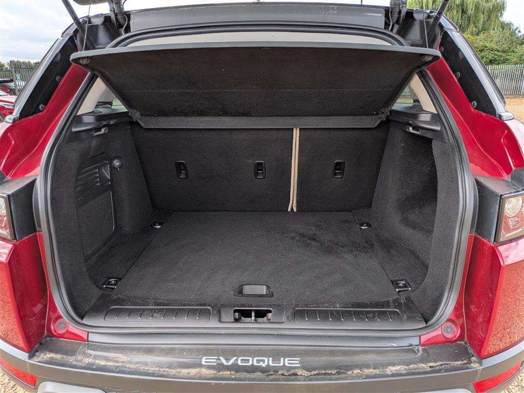 <p>2013 LAND ROVER RANGE ROVER EVOQUE PURE T</p>