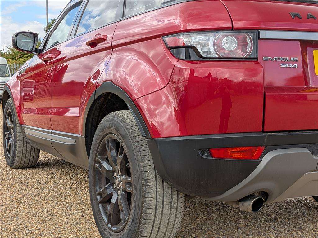 <p>2013 LAND ROVER RANGE ROVER EVOQUE PURE T</p>