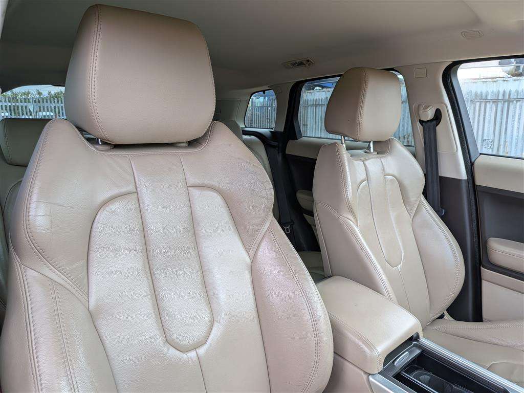 <p>2013 LAND ROVER RANGE ROVER EVOQUE PURE T</p>
