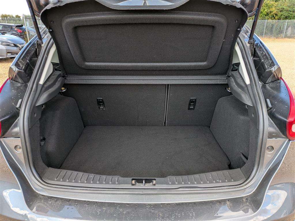 <p>2017 FORD FOCUS TITANIUM X</p>