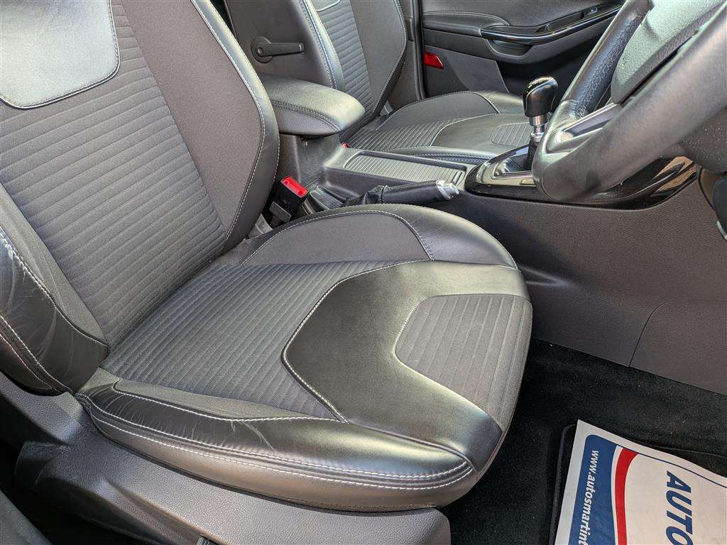 <p>2017 FORD FOCUS TITANIUM X</p>