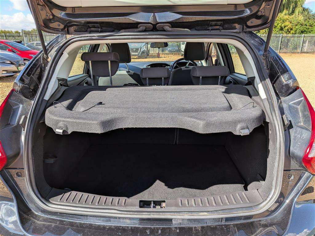<p>2014 FORD FOCUS ZETEC TDCI</p>